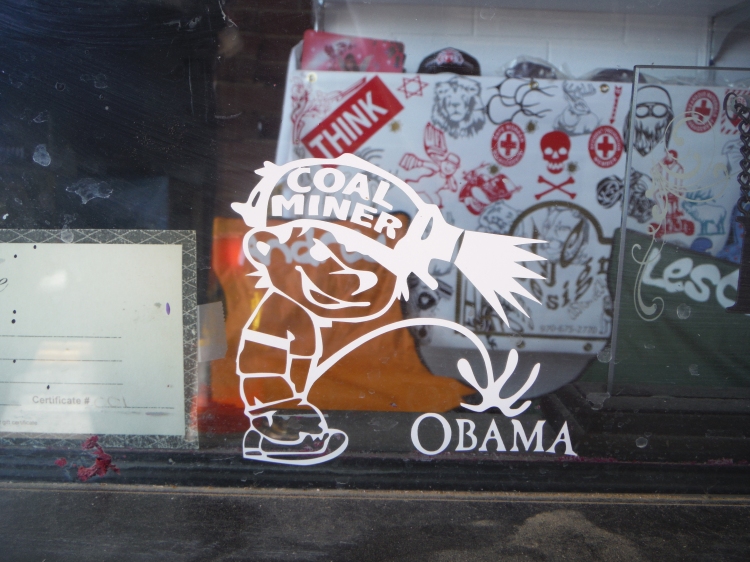 I'm not sure how many coal miners in Colorado actually feel this way about Obama, but it was one of the few exciting things that I found on my way from Dinosaur to Meeker.
